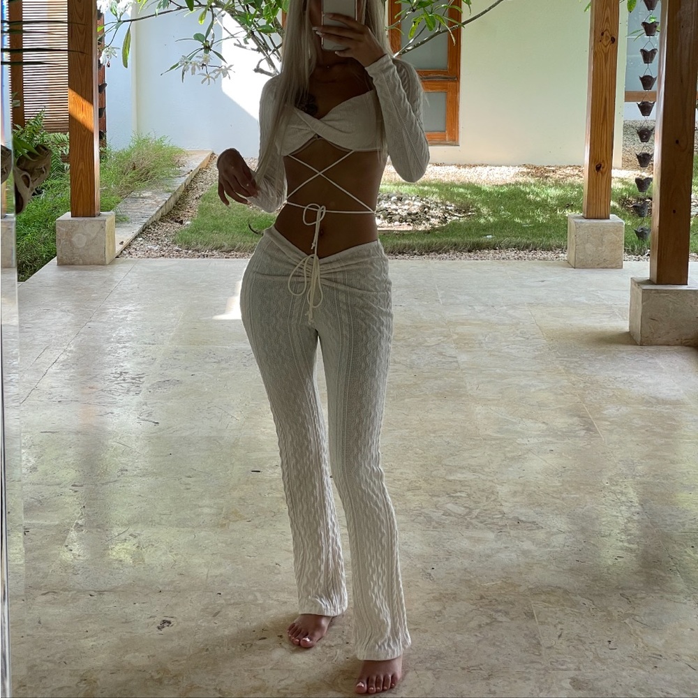 Knit crop top tie detail set
